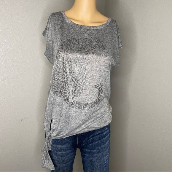 Juicy Couture Gray Short Sleeved Shirt With Metallic Leopard Design Size Medium - Picture 1 of 11